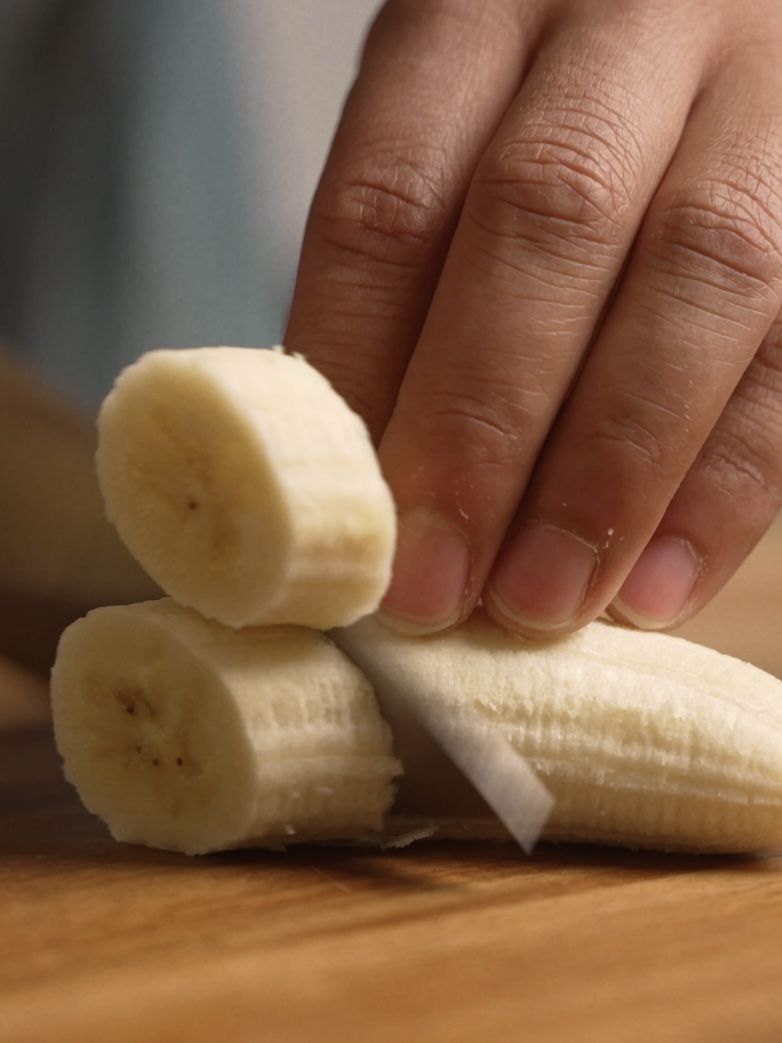 3-Ingredient Protein Banana Pancakes