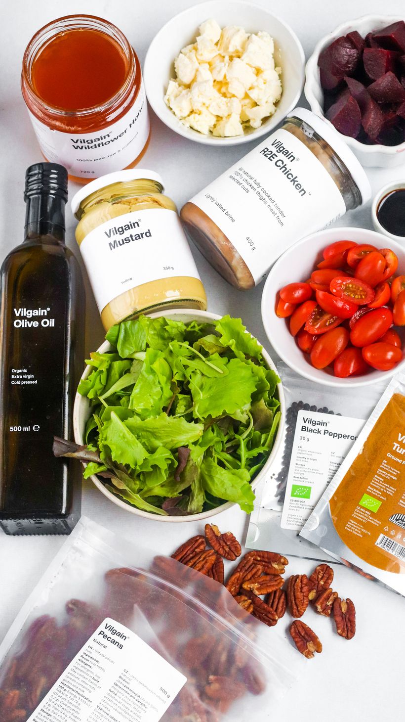 Šalát z cvikly s kuraťom a syrom feta