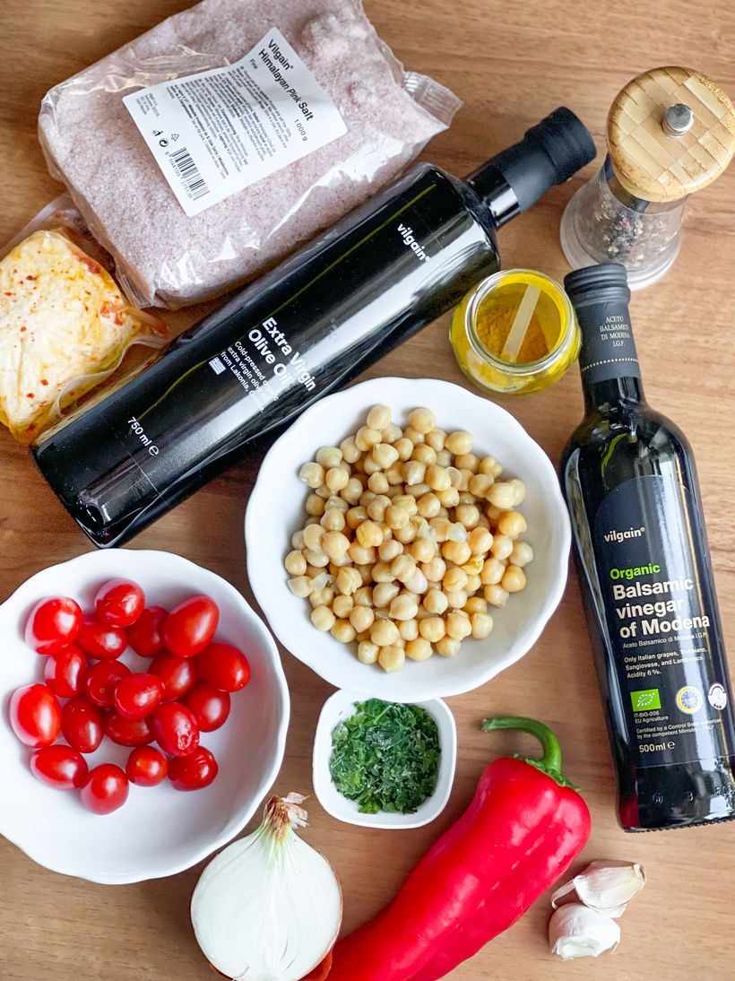 Salát z pečené zeleniny se sýrem halloumi