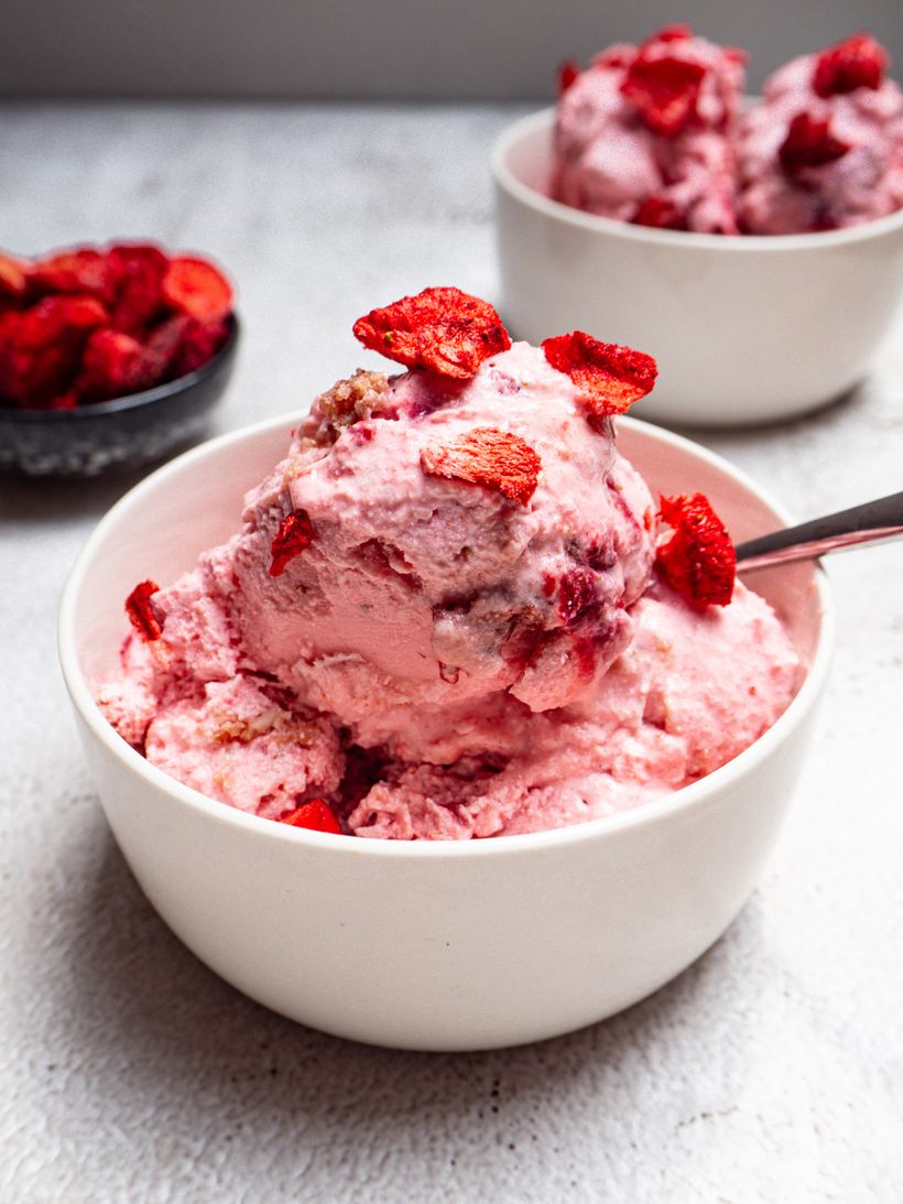 Homemade Strawberry Cheesecake Ice Cream