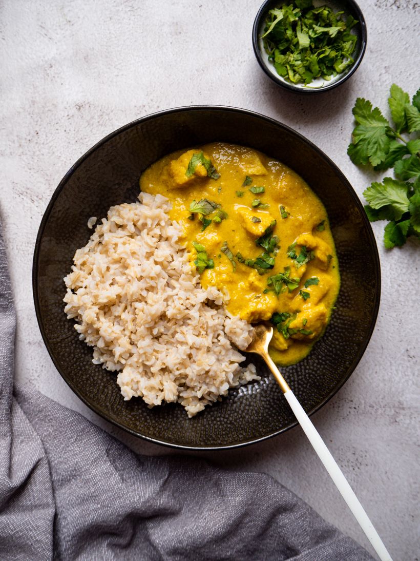 Hühnercurry mit Mango und Kokosnussmilch | Vilgain-Rezepte