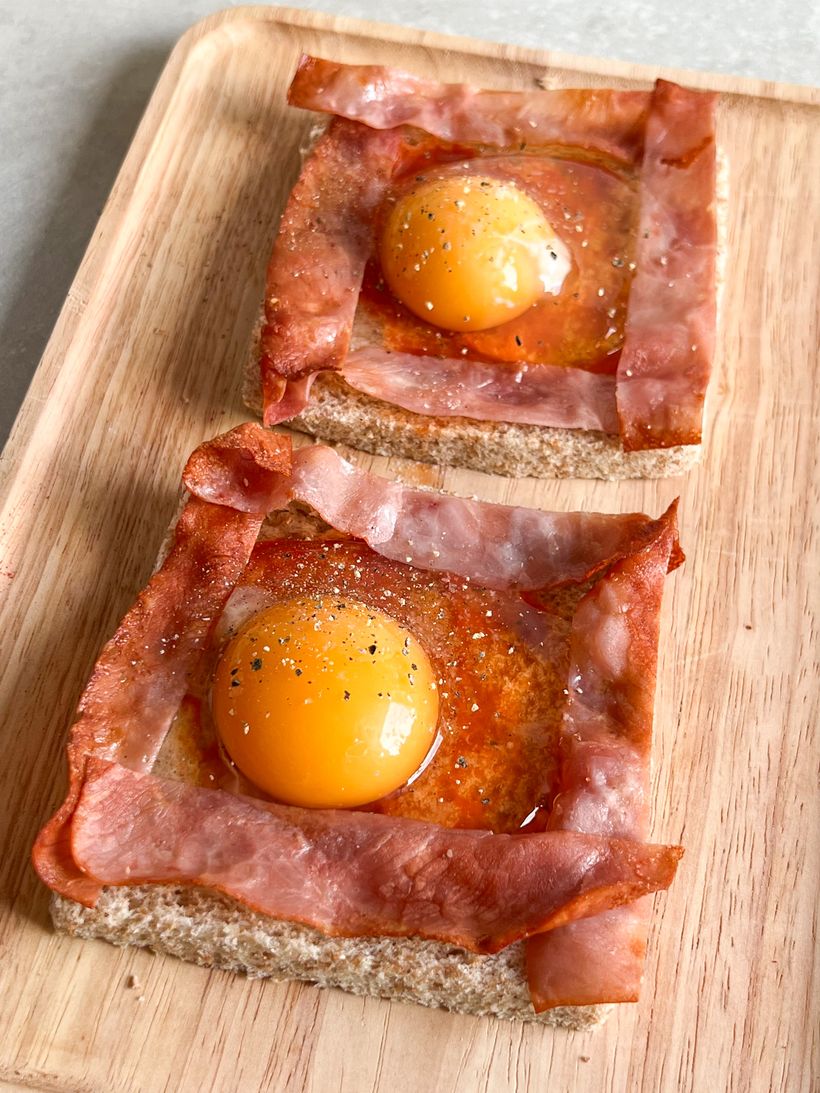 Toast s vejcem a šunkou z horkovzdušné fritézy