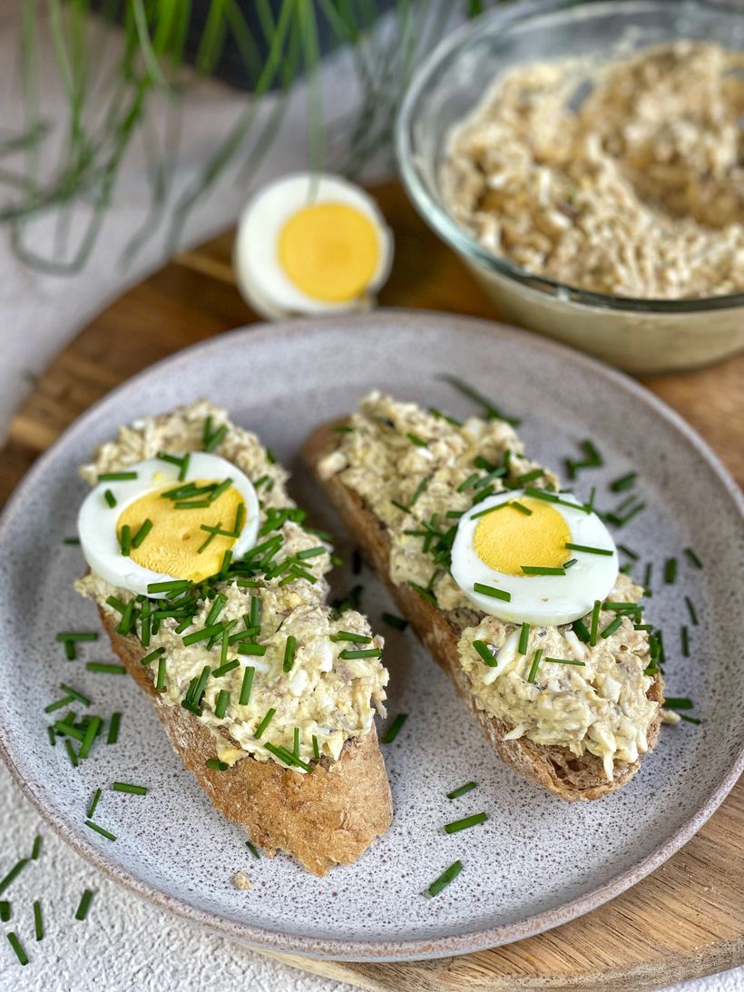 Sardinková nátierka s vajcom, bez masla