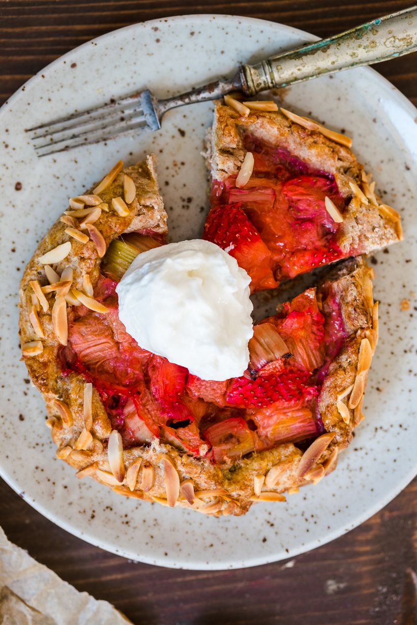 Galetka s jahodami a rebarborou