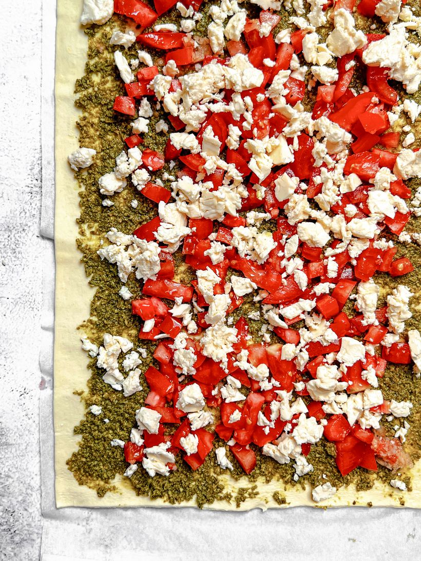 Pesto pletenec z listového těsta