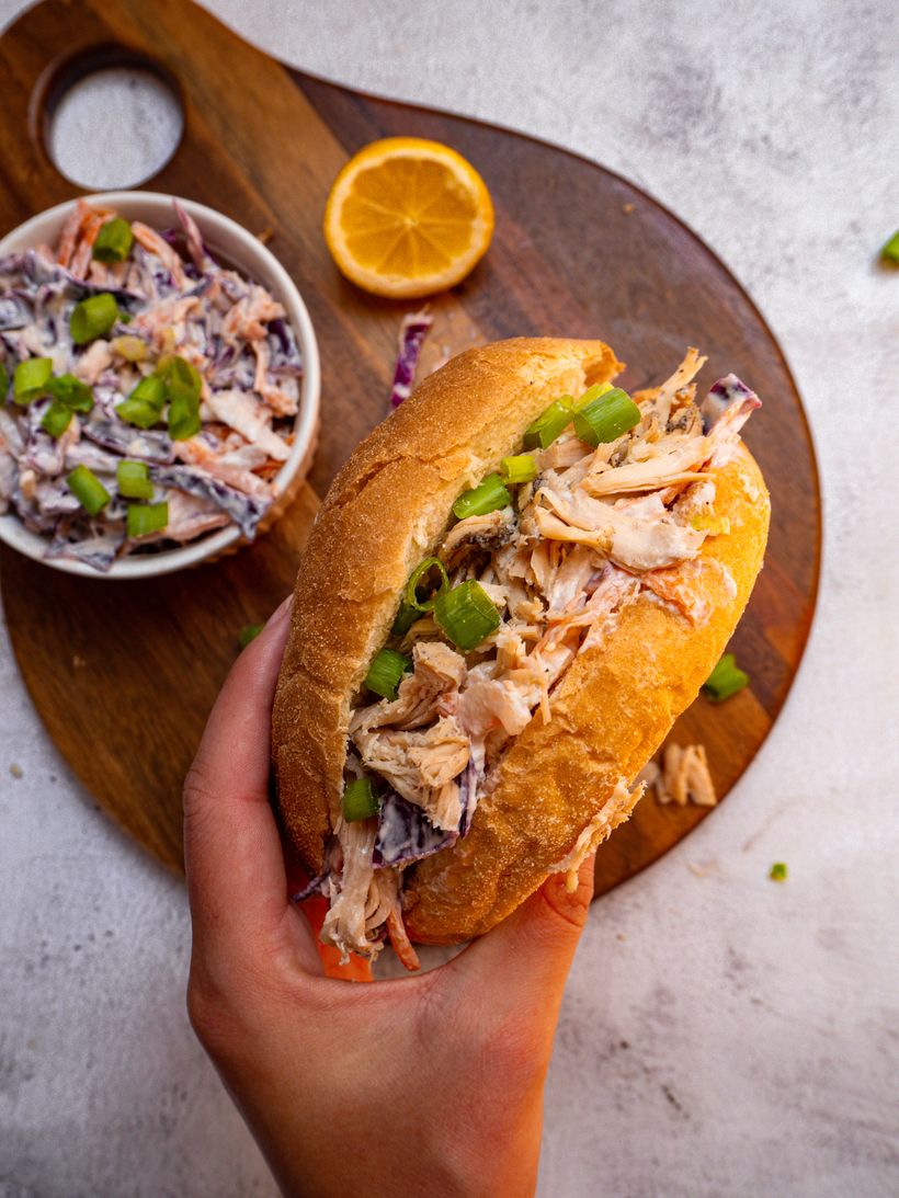 Pita chléb s trhaným kuřecím masem