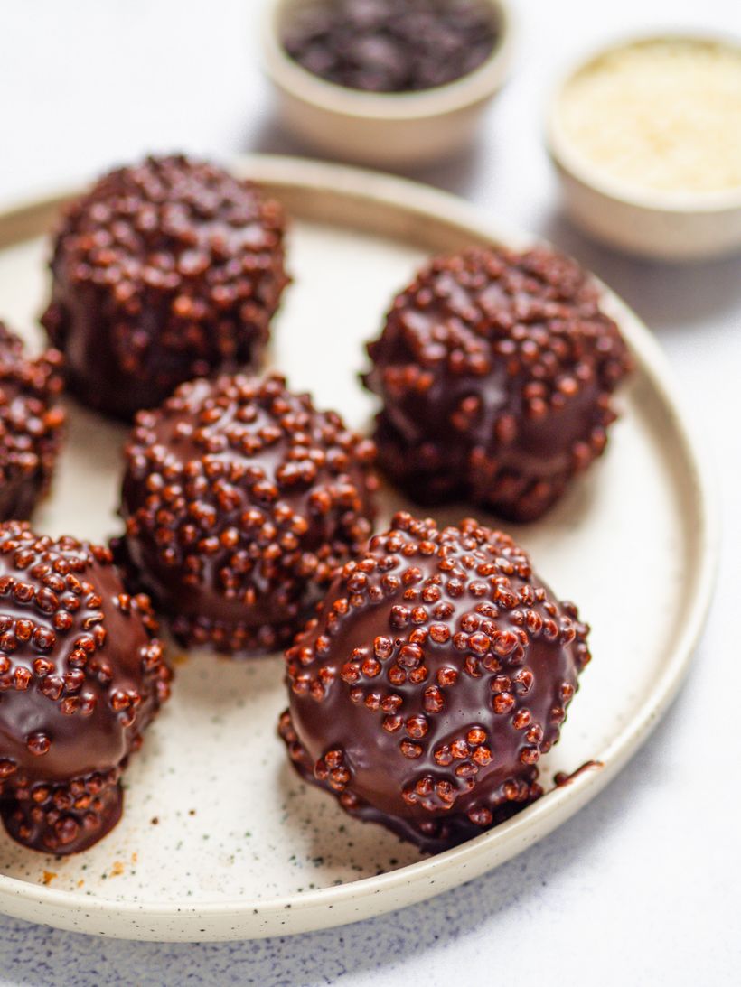 Proteinové ovesné kuličky v čokoládě