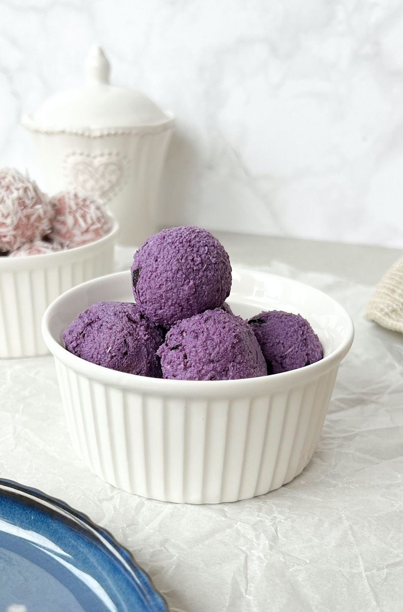 Blueberry, Raspberry & Brownie Frozen Bites