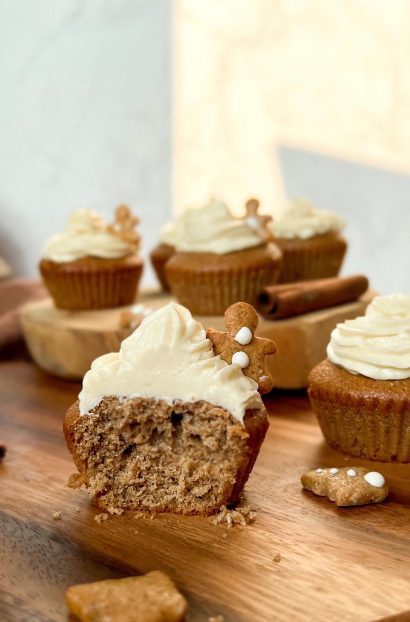 Gingerbread Cupcakes with Cream Cheese Frosting
