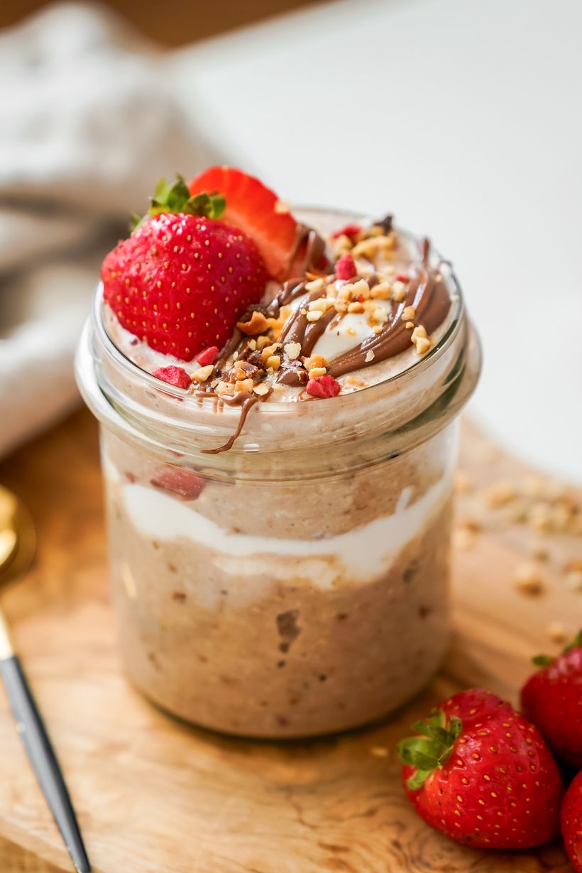 Čokoládové overnight oats s jahodami