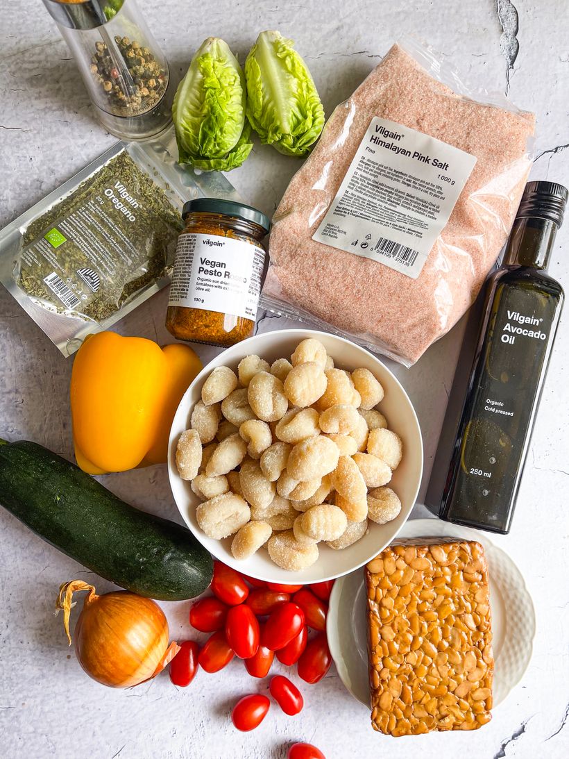 Zapečené gnocchi so zeleninou a tempehom