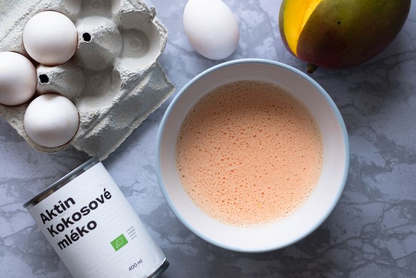 Mangové lívance z kokosové a ovesné mouky