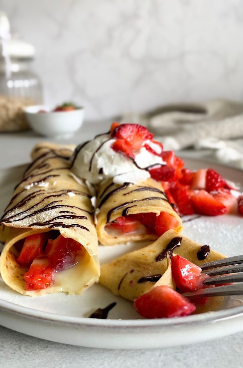 Cizrnové crêpes palačinky s vanilkovým pudinkem