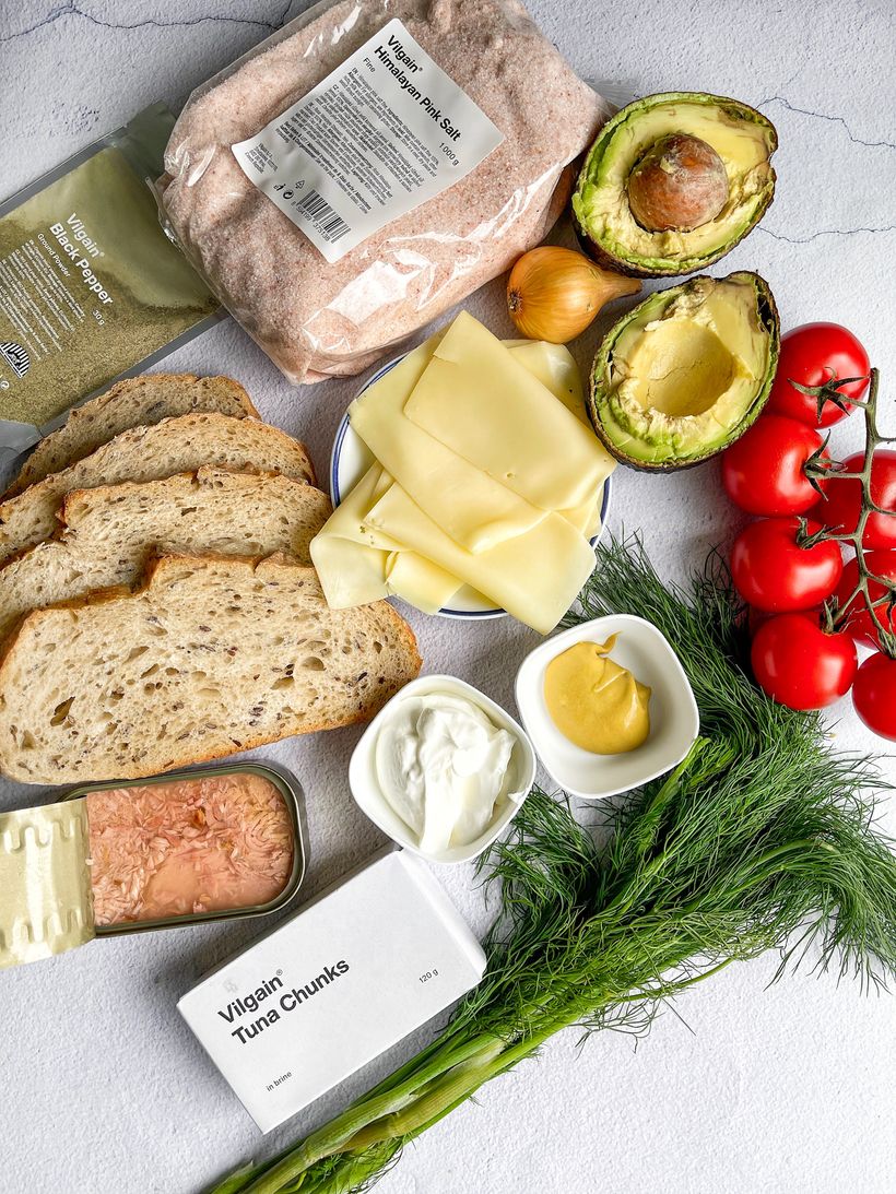 Zapečený tuňákový sendvič se sýrem