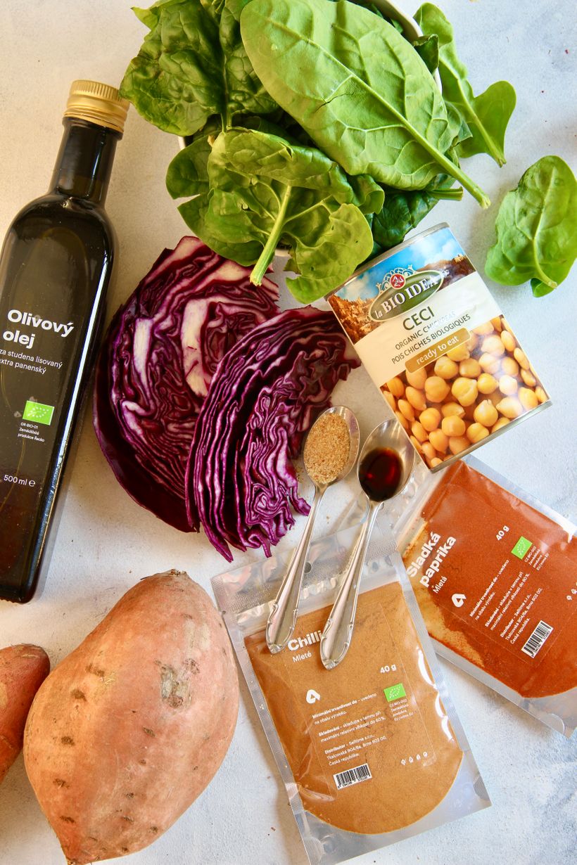 Zimní salát, který zasytí