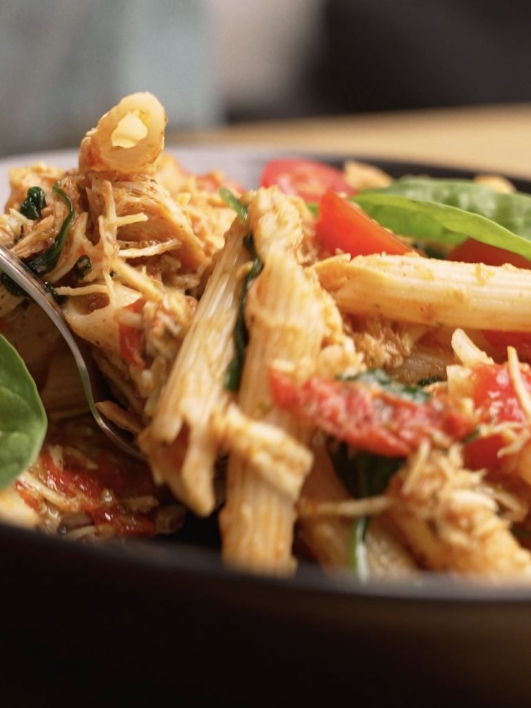 Italian Chicken Pesto Pasta