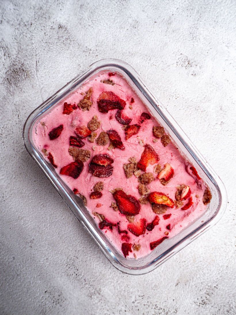Homemade Strawberry Cheesecake Ice Cream