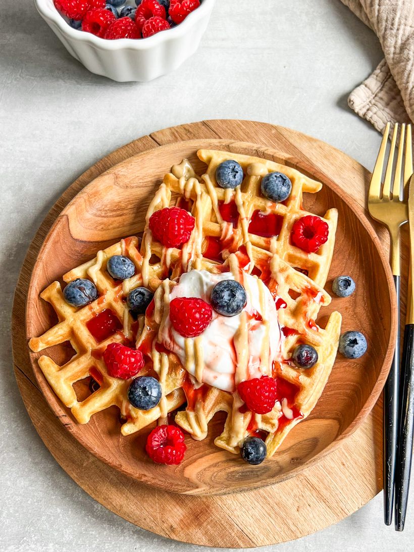 Proteínové vafle s ovocím