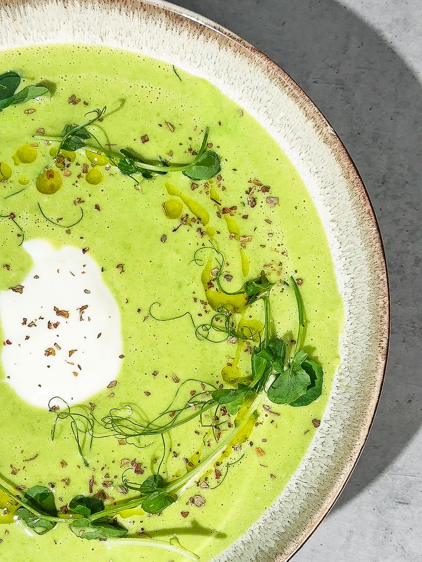 Erbsencremesuppe mit Sahne