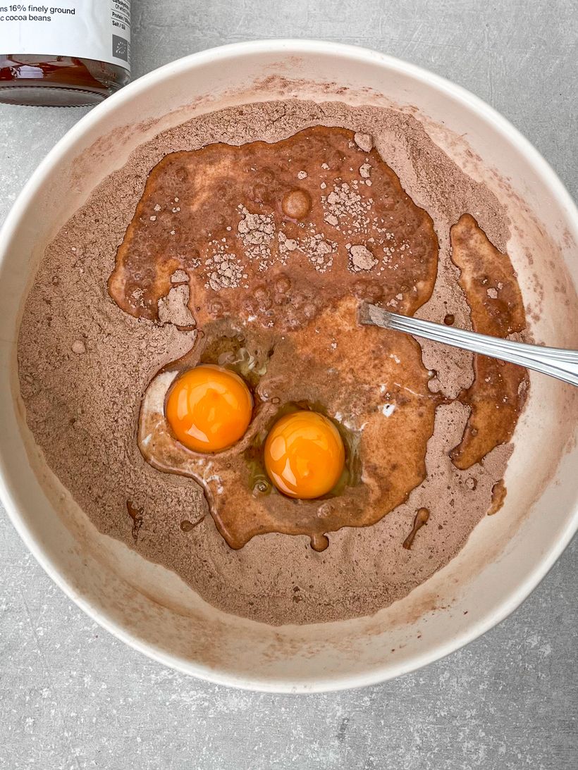 Glutenfreies Protein-Dessert im Glas