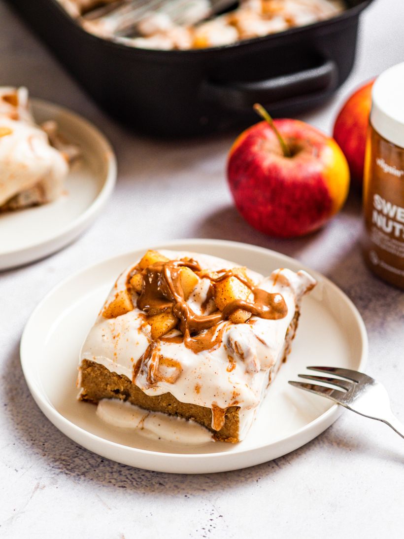 Saftiger Apfelkuchen mit Karamell