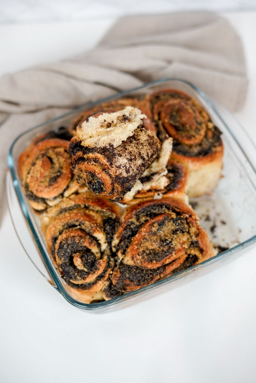 Makoví šneci z kynutého těsta