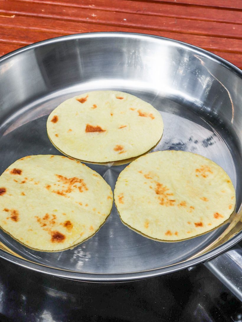 Halloumi Tacos with Sweet Chilli Sauce