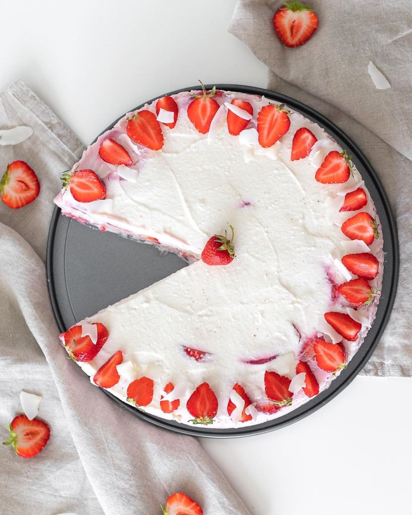 Jahodová torta z gréckeho jogurtu a ricotty