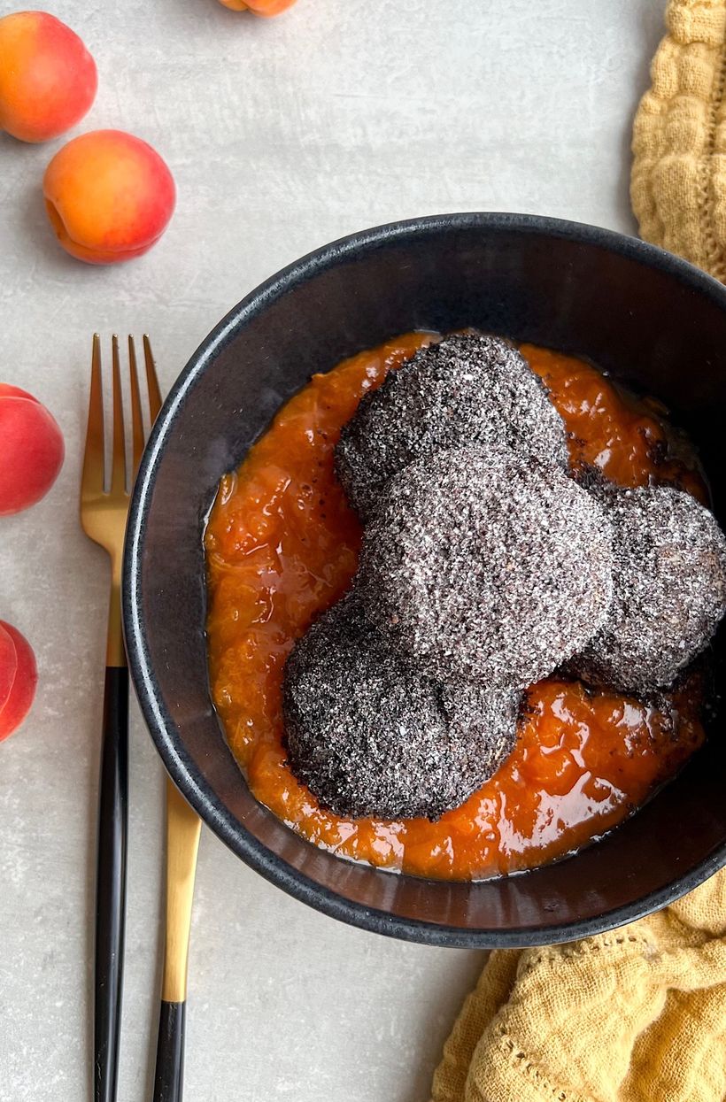 Tvarohové guľky s marhuľami a makom