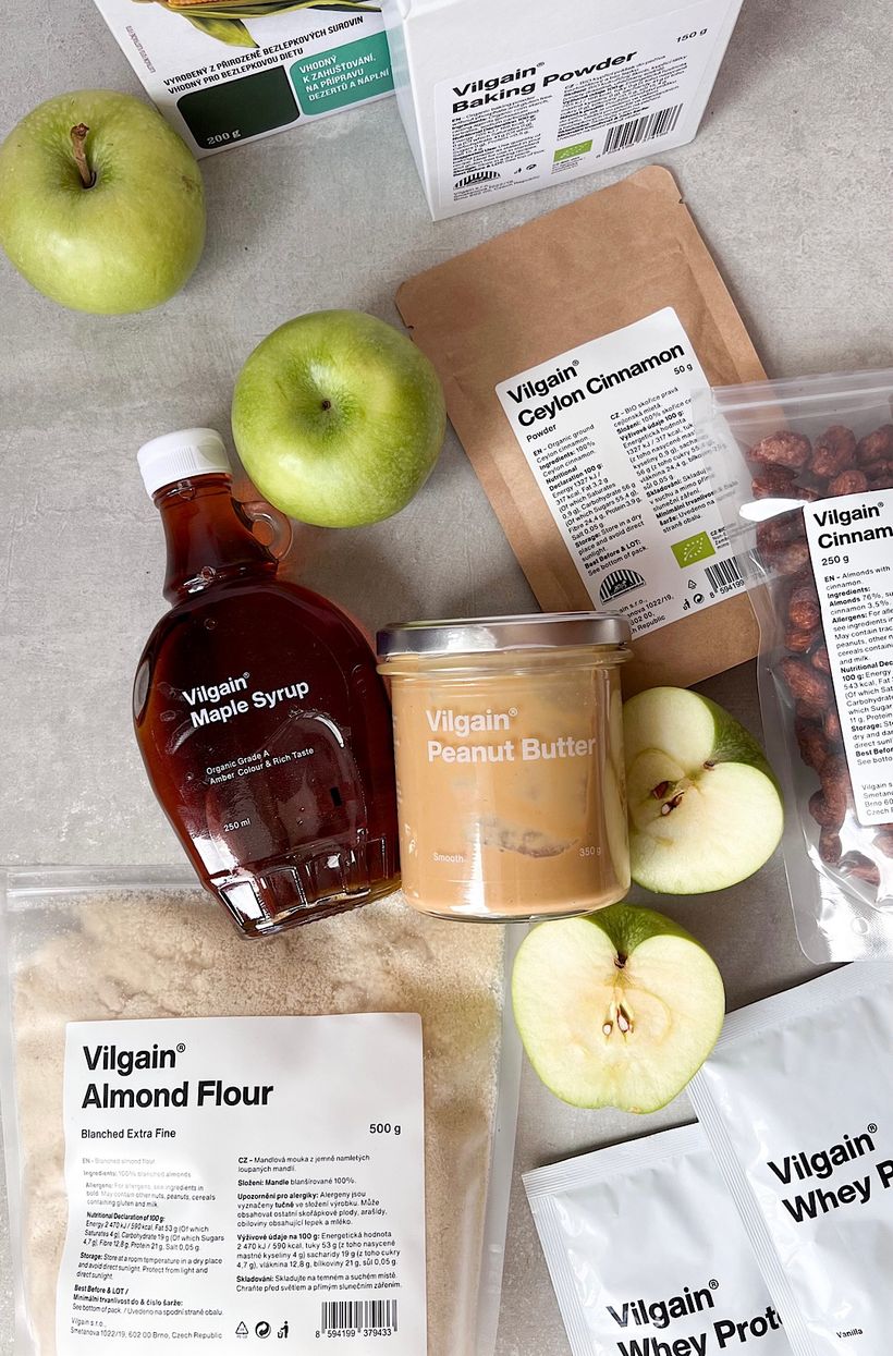 Vegánske jablčné rezy s posýpkou