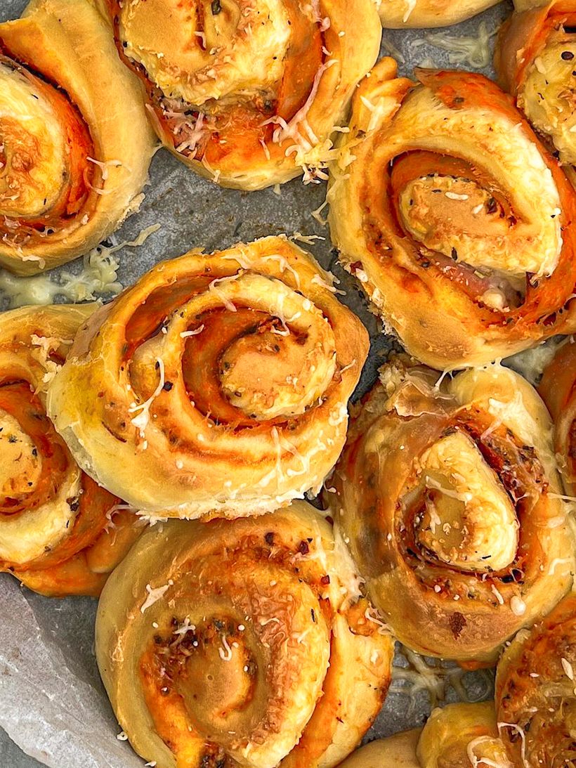 Pizza šneci z kynutého těsta