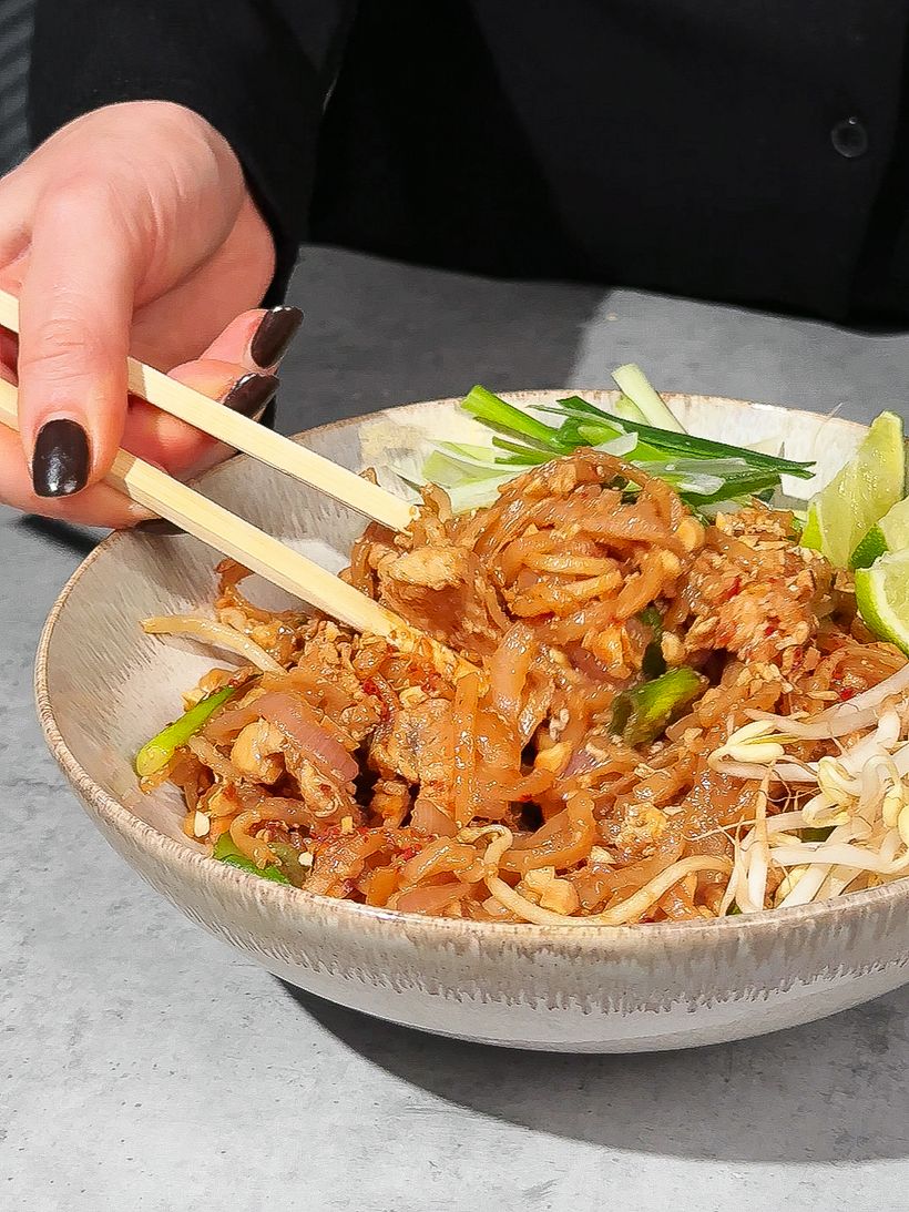 Pad Thai mit Hähnchenfleisch
