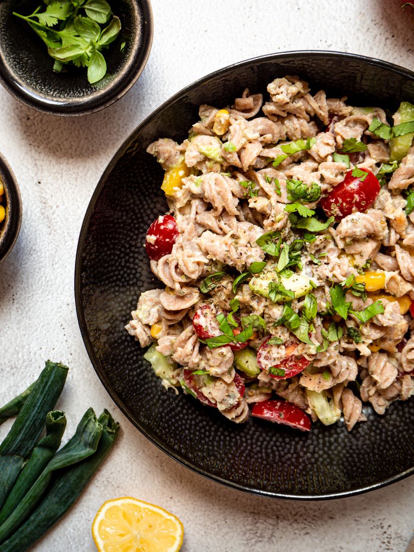 Nudelsalat mit Putenfleisch