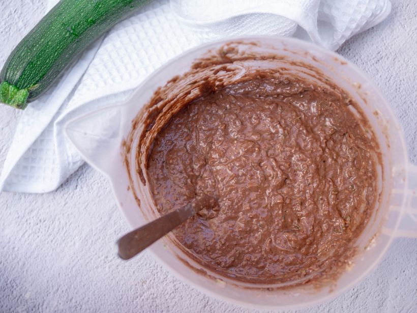 Hrnkový cuketový perník ze špaldové mouky