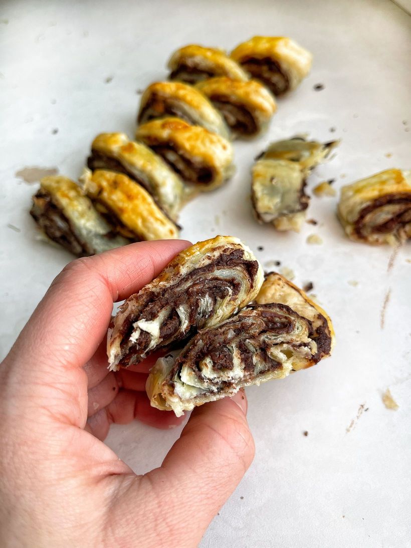 Ořechový pletenec z listového těsta