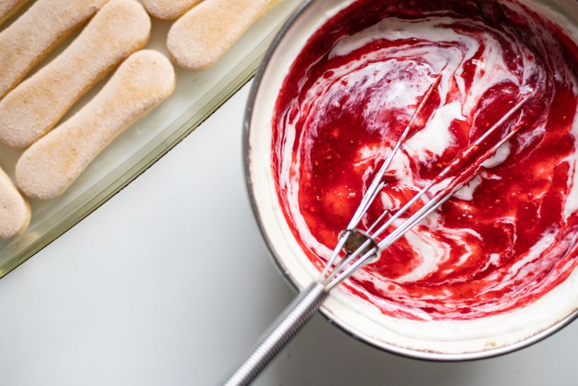 Bleskové tiramisu s bílou čokoládou a ovocem