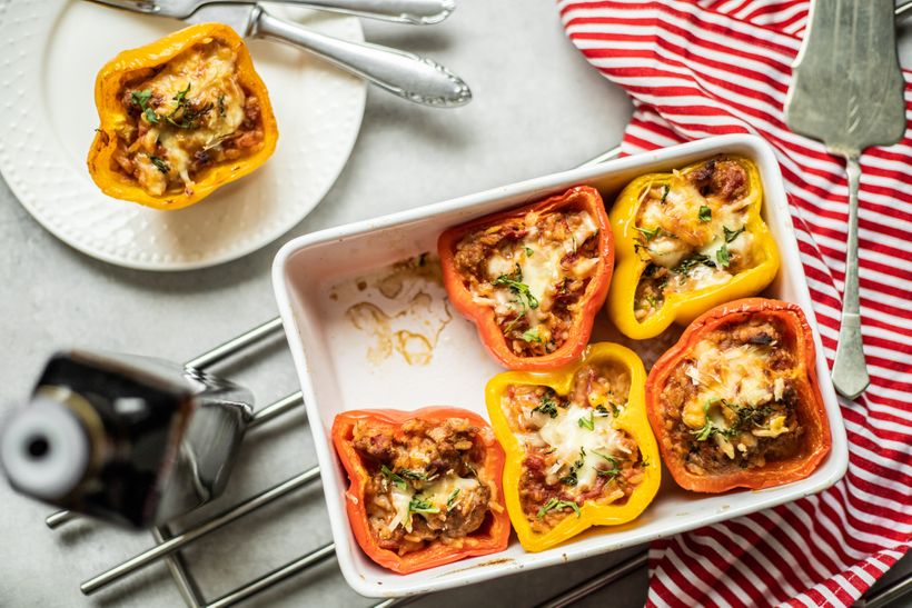 Gefüllte Paprika mit Hackfleisch im Backofen