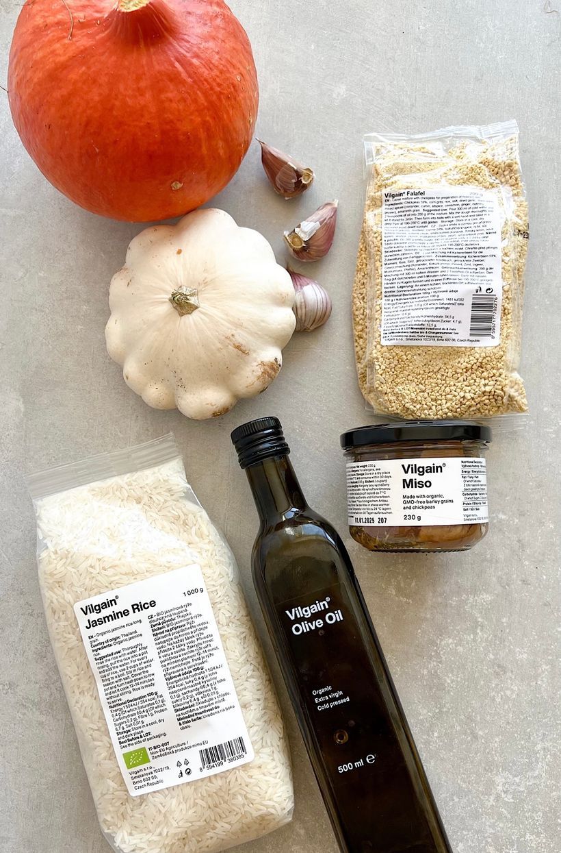 Falafel s rýží, miso omáčkou a dýní