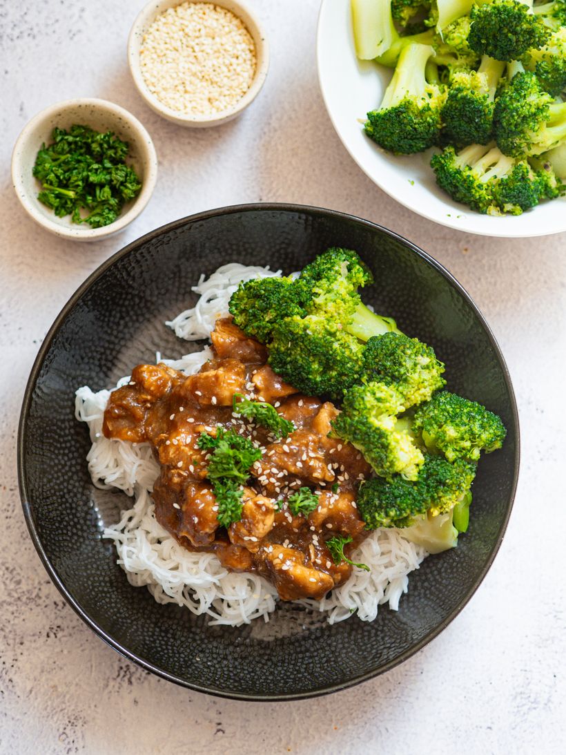 Broccoli & Turkey Rice Noodles