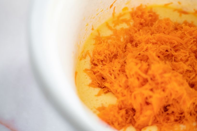 Egészséges répatorta zabpehely morzsával