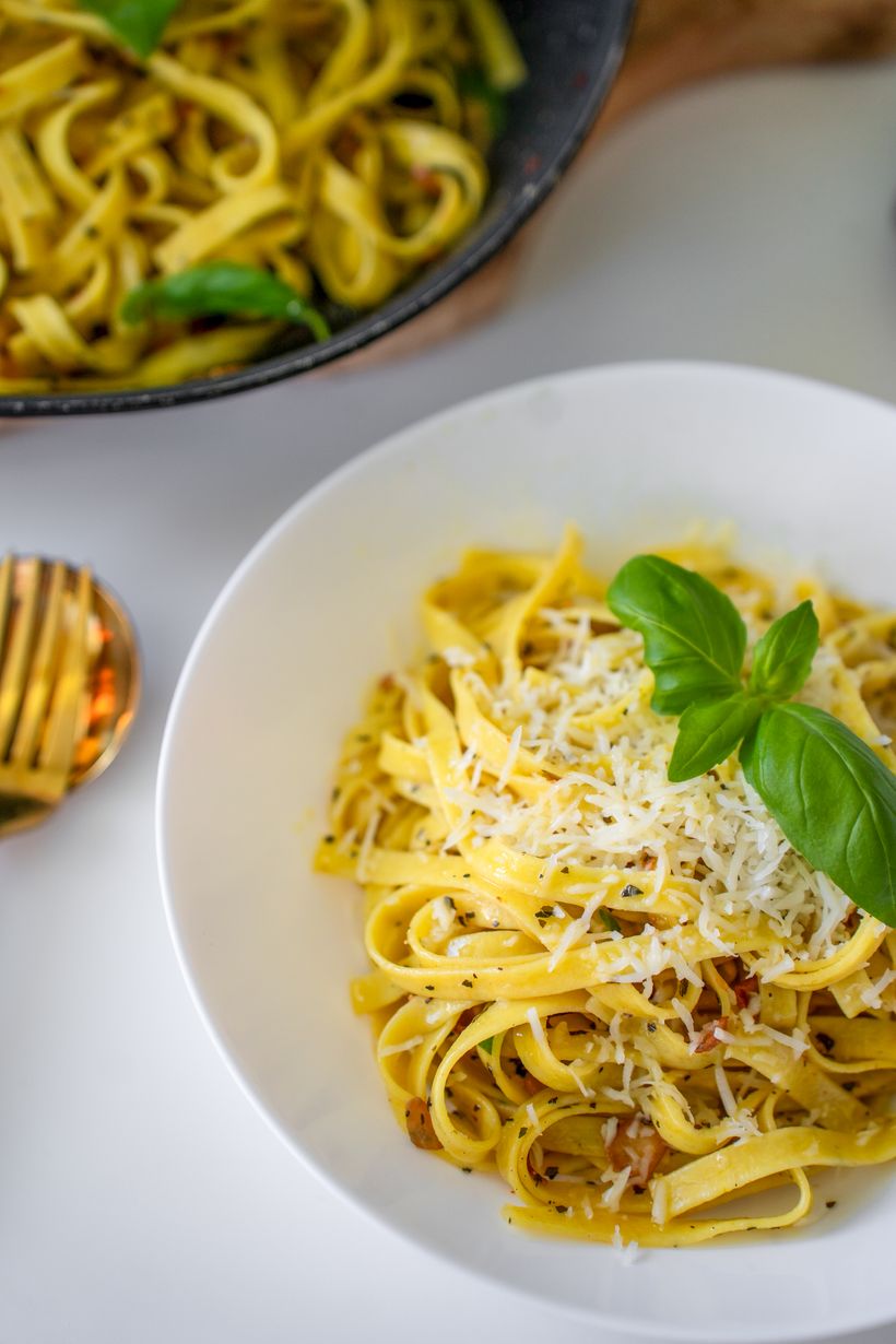 Spaghete aglio olio e peperoncino