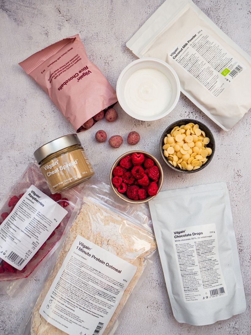 Proteinová kokosová kaše s malinami