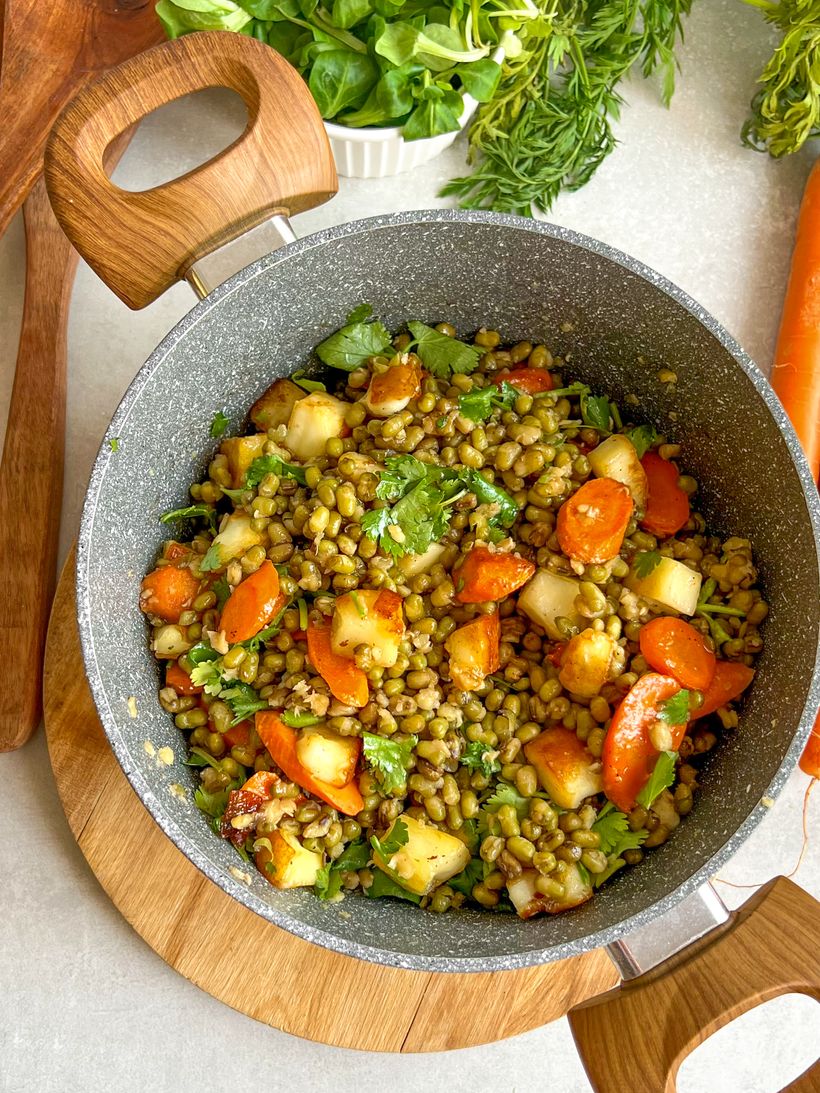 Téli mungóbab saláta halloumival