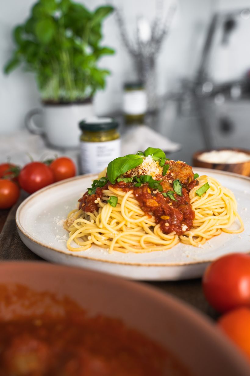 Masové koule s rajčatovou omáčkou