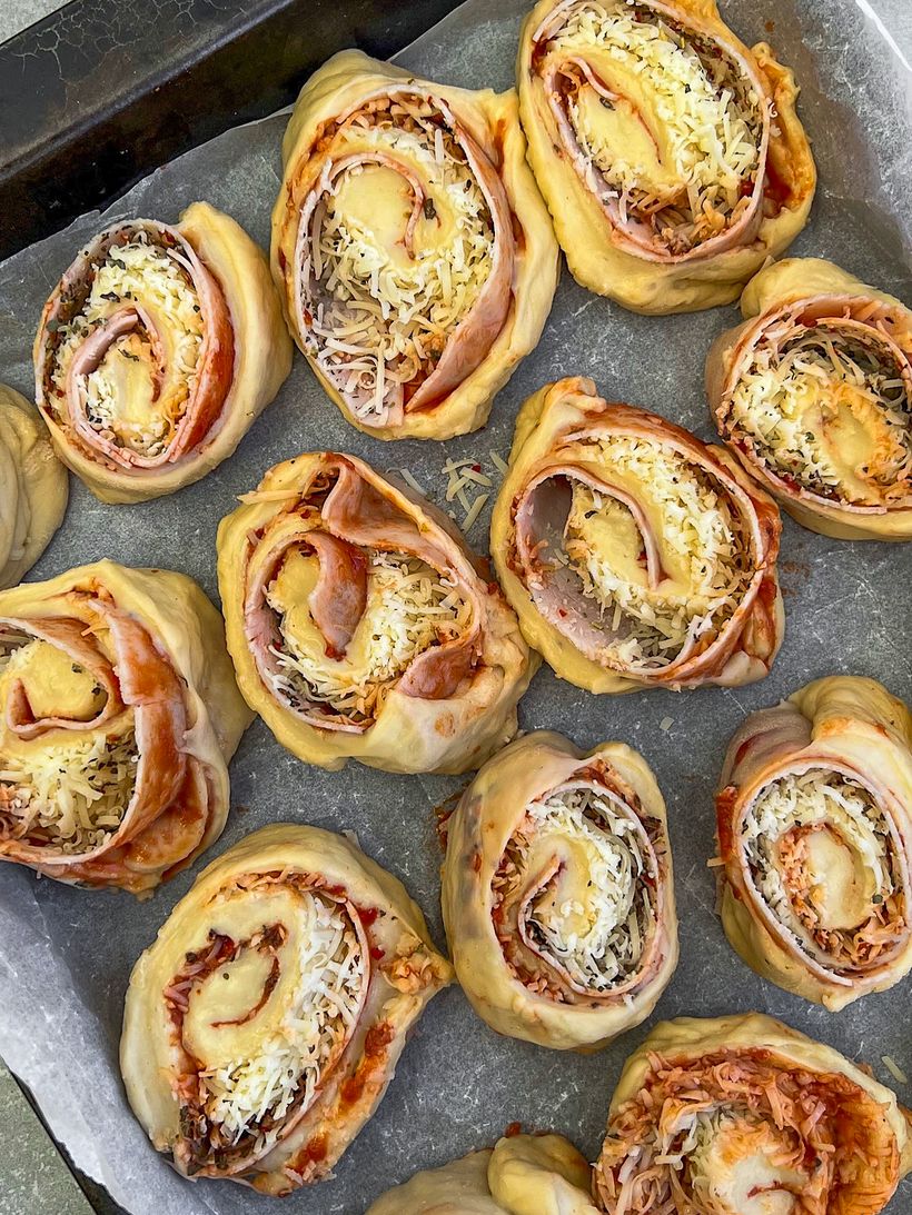 Pizza šneci z kynutého těsta