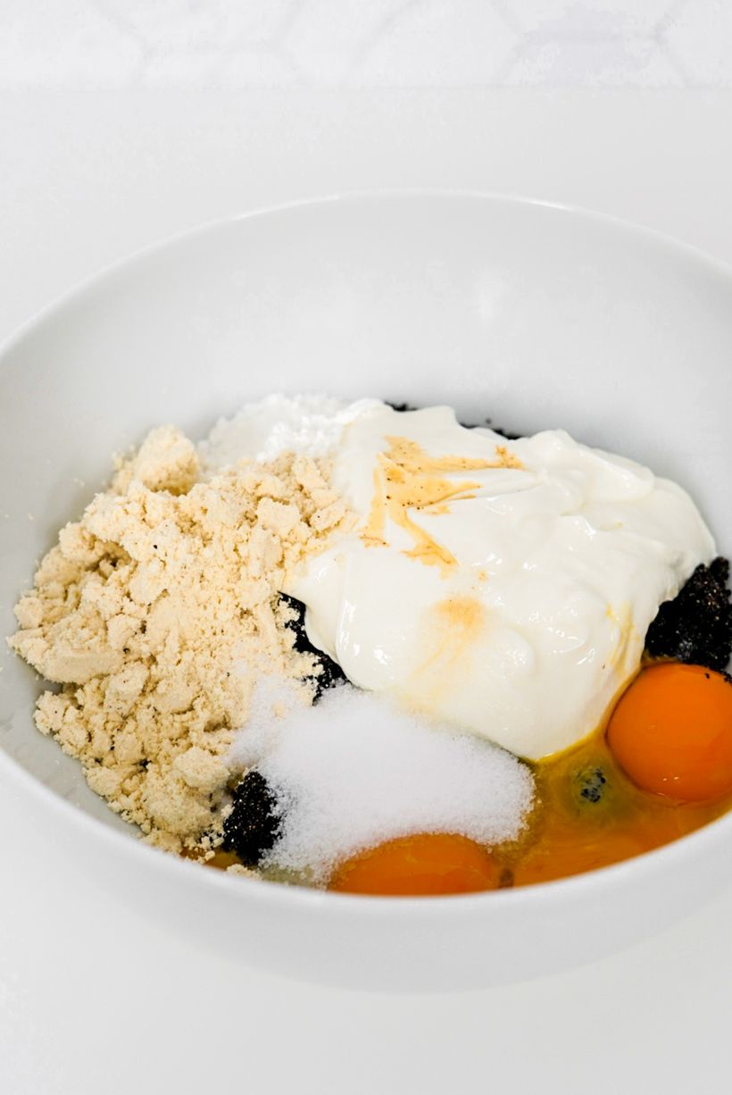 Rychlý makovec s citronovým krémem