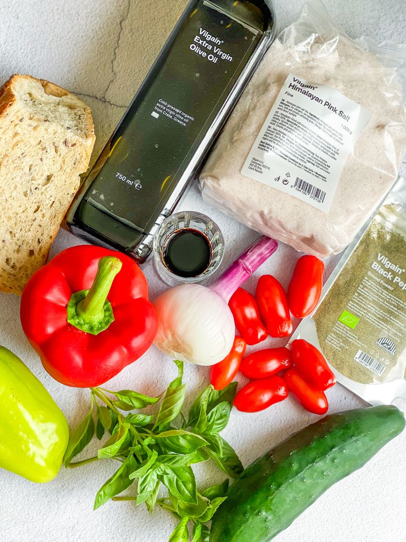 Panzanella: italský chlebový salát