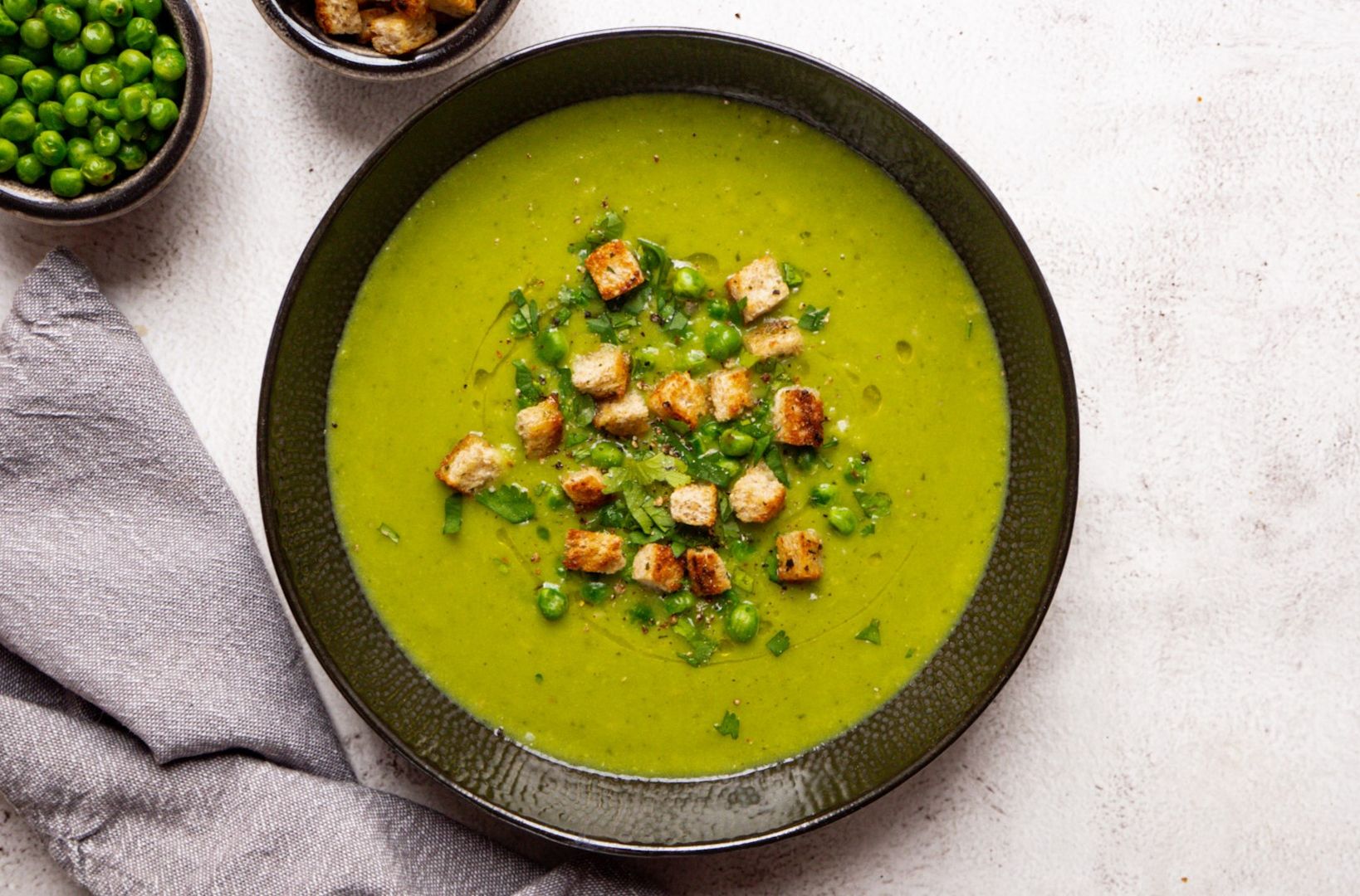 Cremige Erbsensuppe mit grünen Erbsen und Kartoffeln | Vilgain-Rezepte Cremige Erbsensuppe mit grünen Erbsen und Kartoffeln | Vilgain-Rezepte