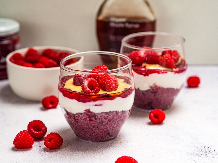 Peanut butter & jelly chia pudink