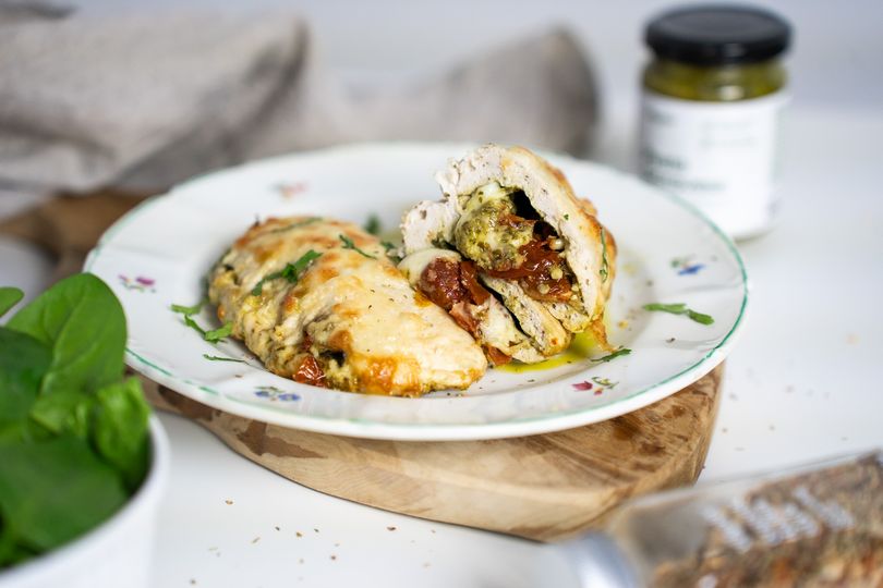 Hähnchentasche aus Hackfleisch mit Pesto